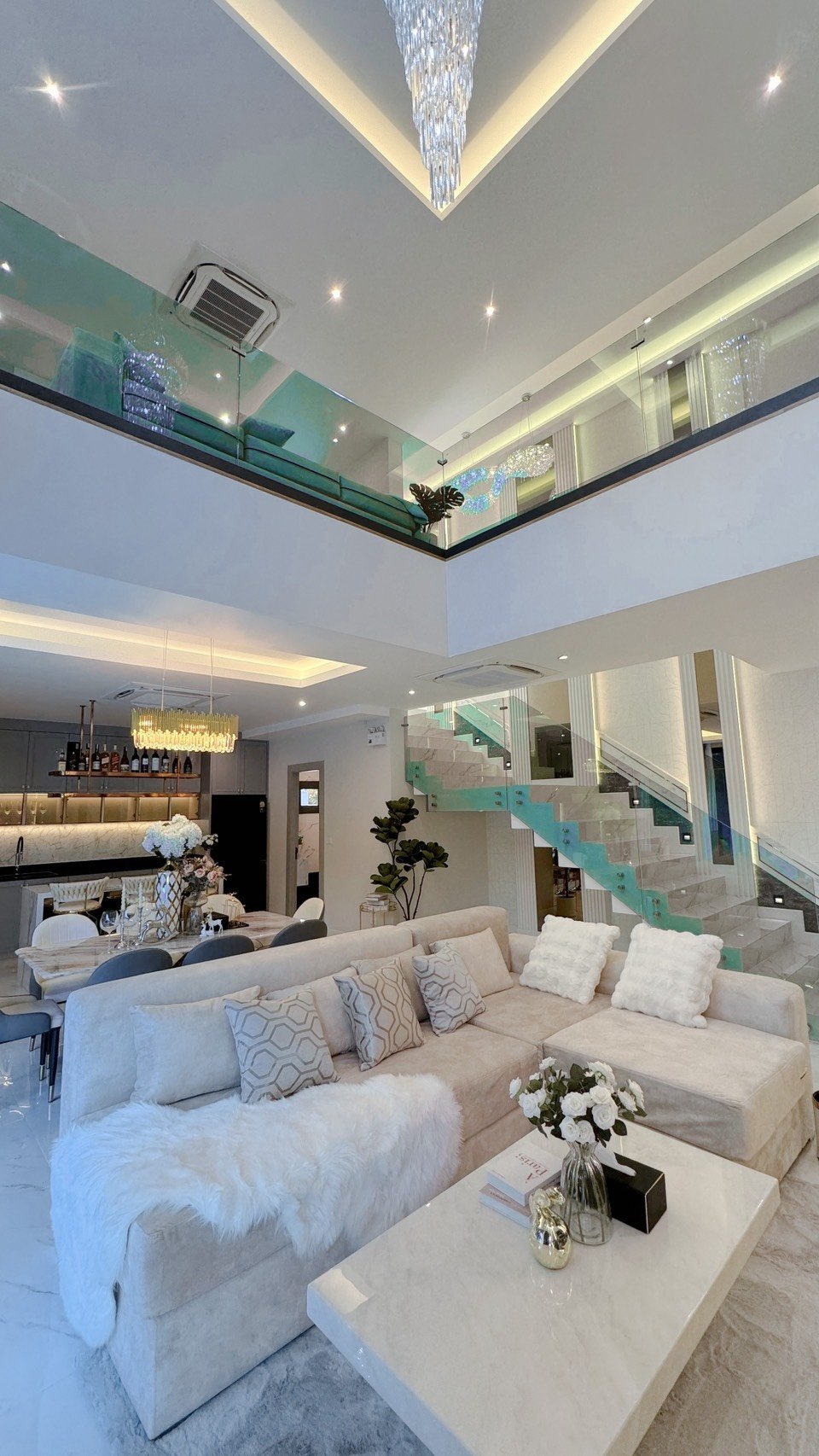 486346512_1111588944335392_8419378484577099612_n