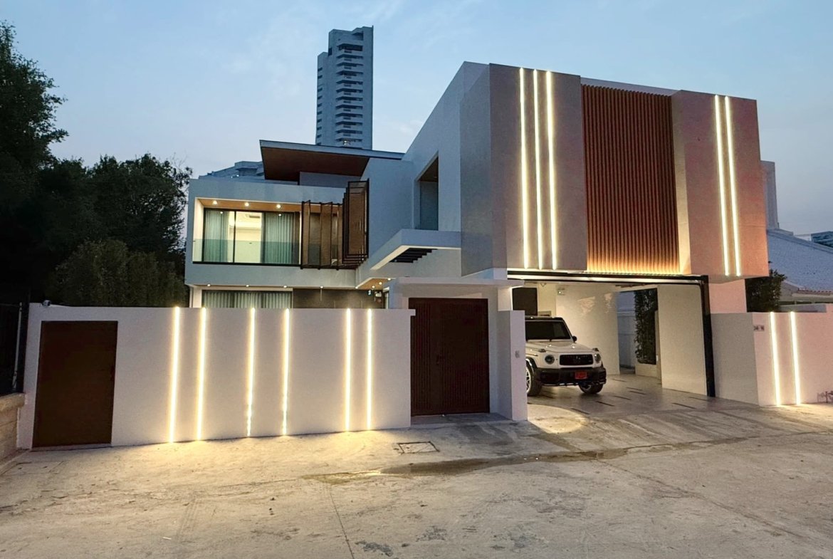 486619219_1111588571002096_1960077112739461381_n