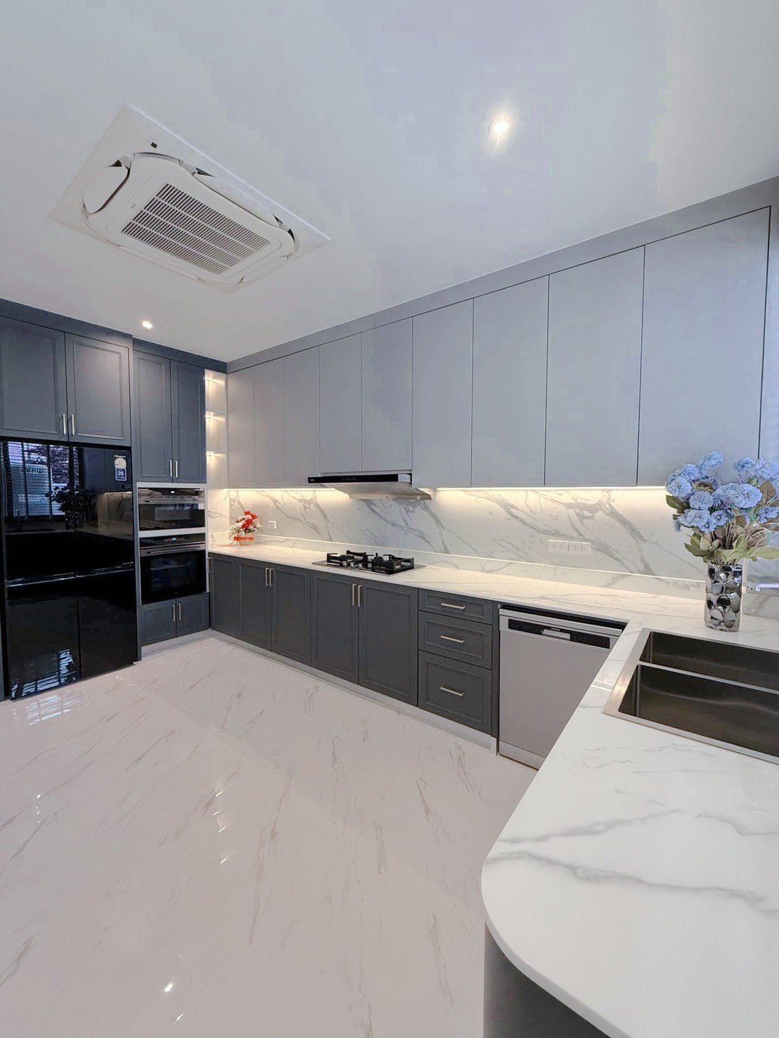 487131921_1111588674335419_4526171213924603500_n