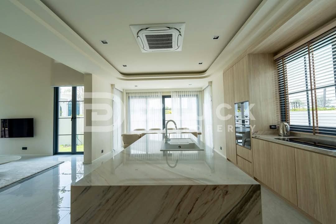 489779745_547363561760777_2581066679419364425_n