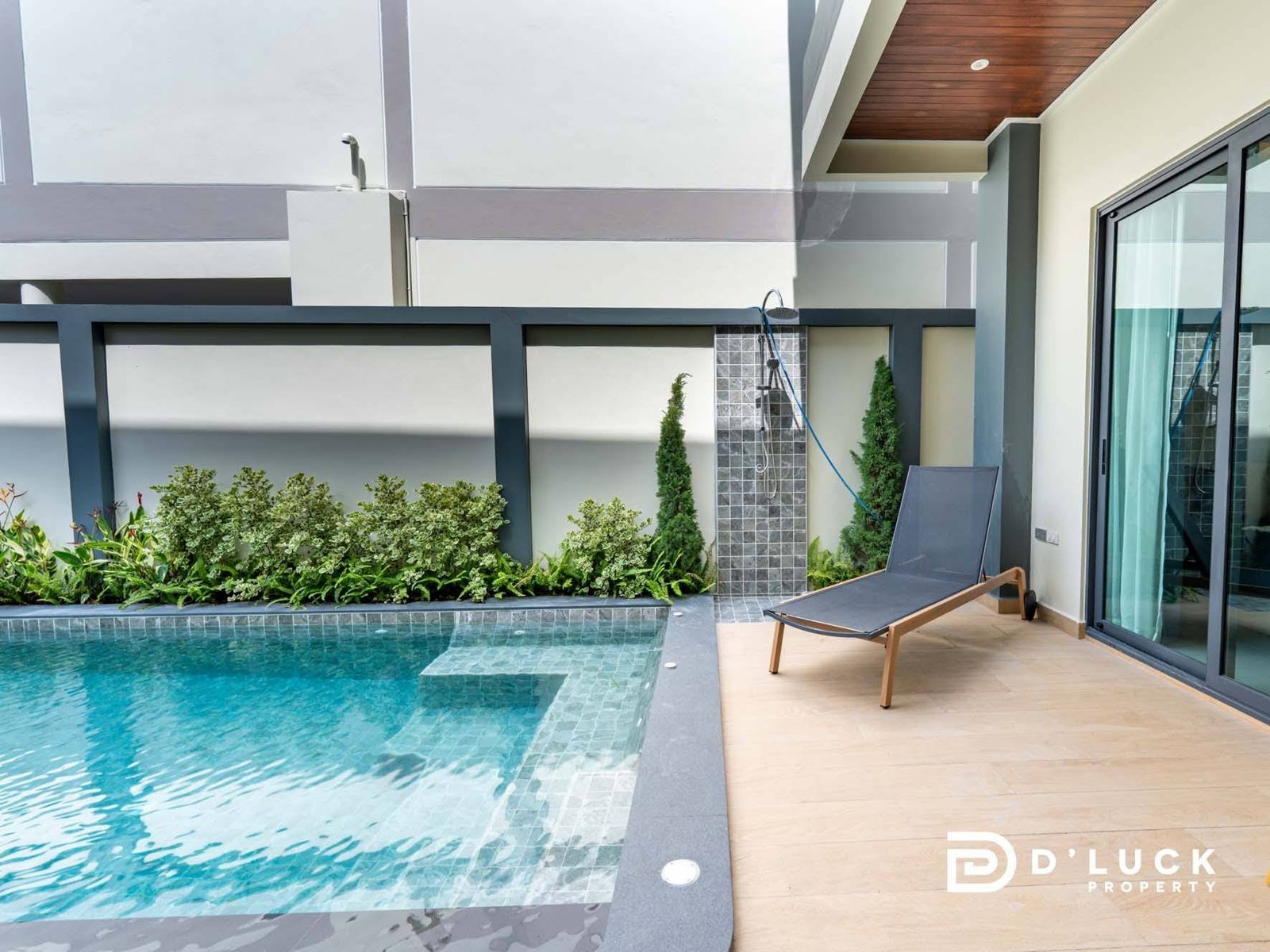 Pool villa for sale in pattaya Pool villa for sale in pattaya