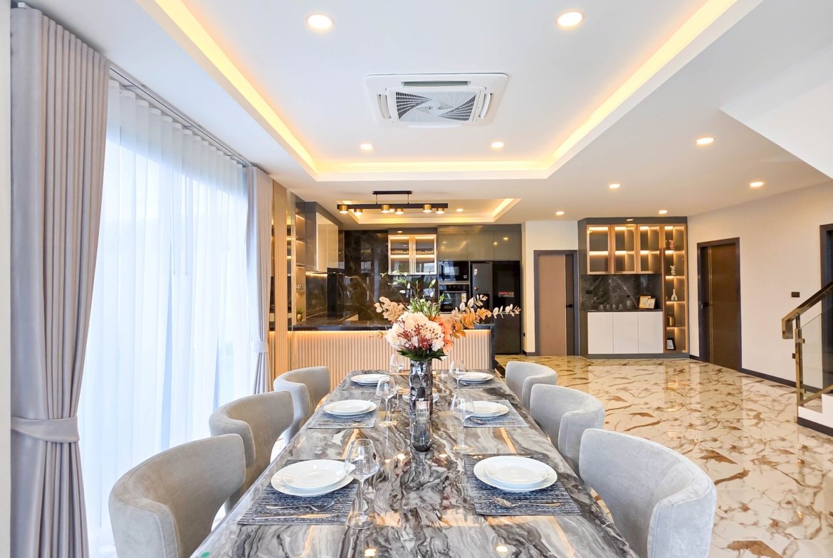 518514091_1203690175125268_7161987493616591347_n