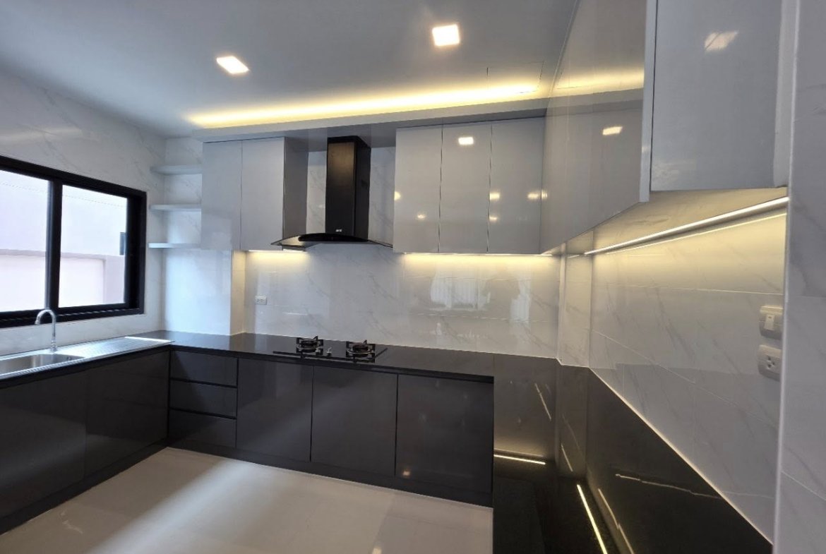 518818783_4377837562536232_5776882725618708357_n