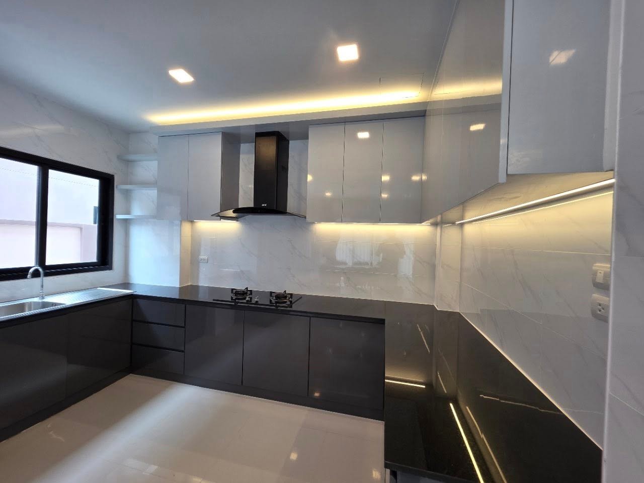 518818783_4377837562536232_5776882725618708357_n