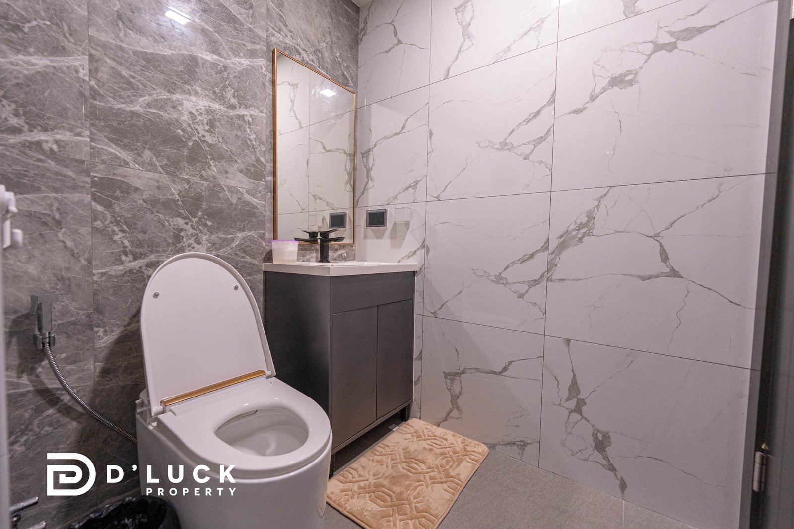 Arcadia-Millennium-Tower-Pattaya-Room-2804 15