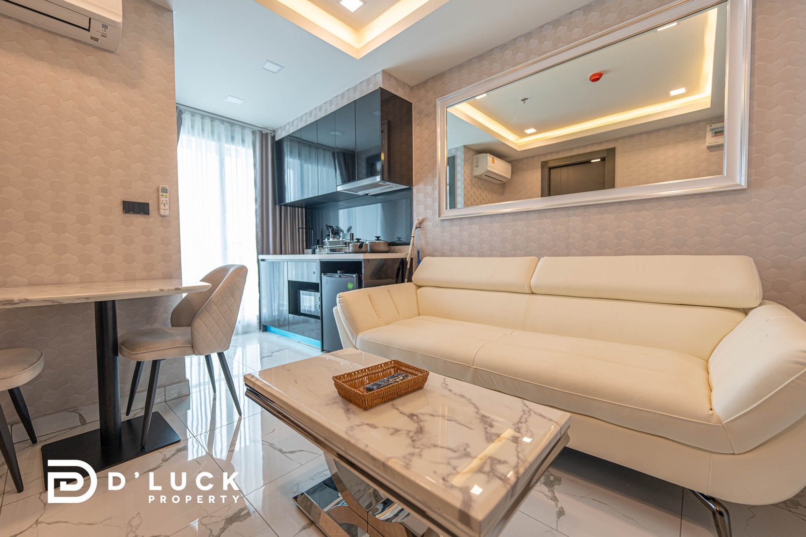 Arcadia-Millennium-Tower-Pattaya-Room-2804 17