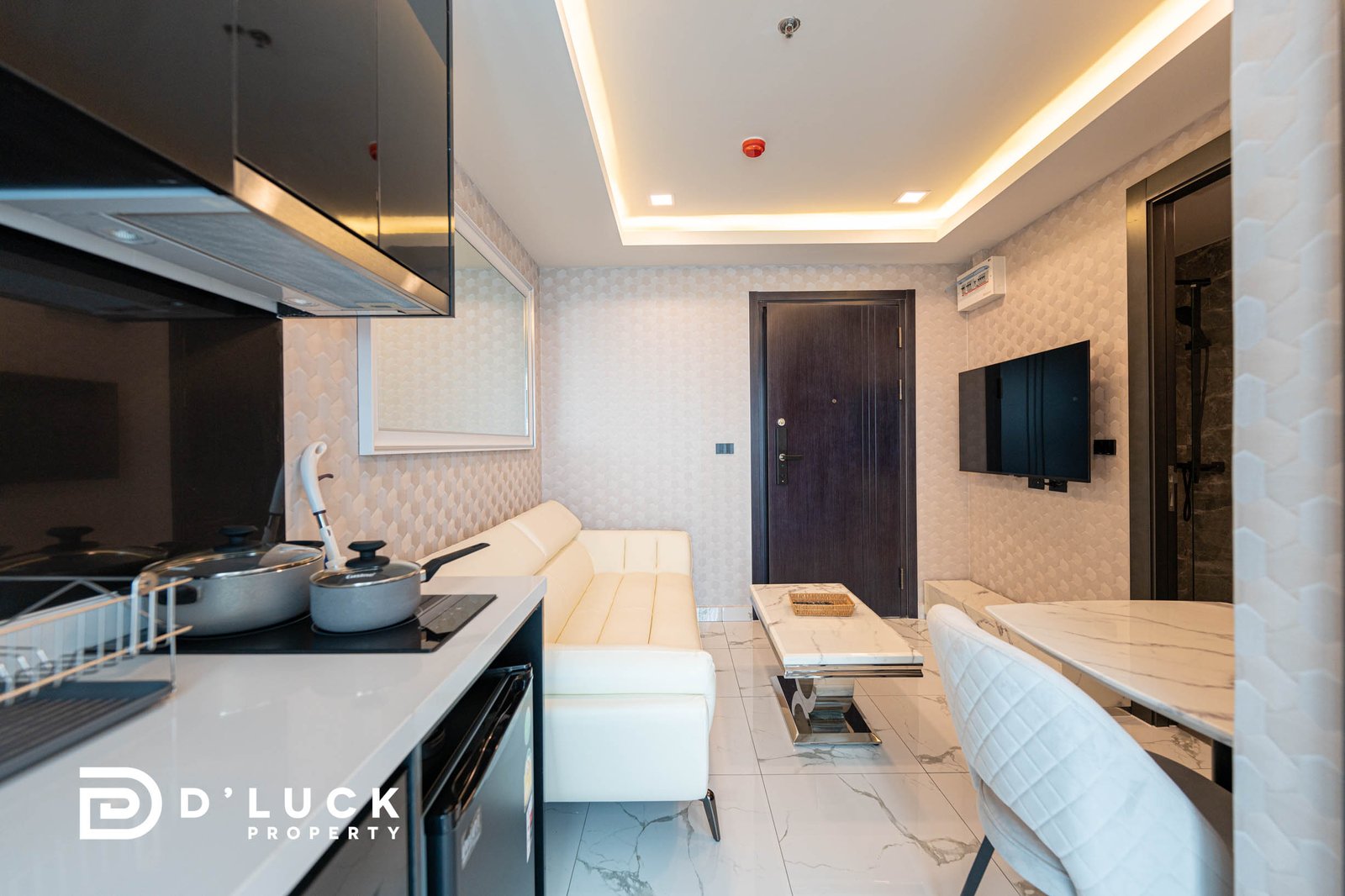 Arcadia-Millennium-Tower-Pattaya-Room-2804 2