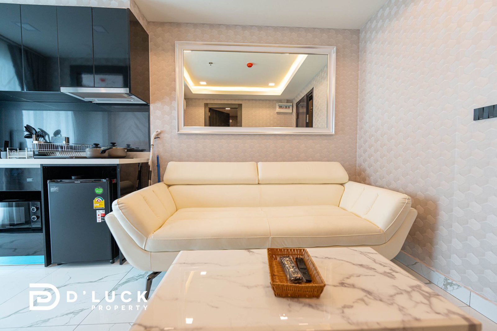 Arcadia-Millennium-Tower-Pattaya-Room-2804 4