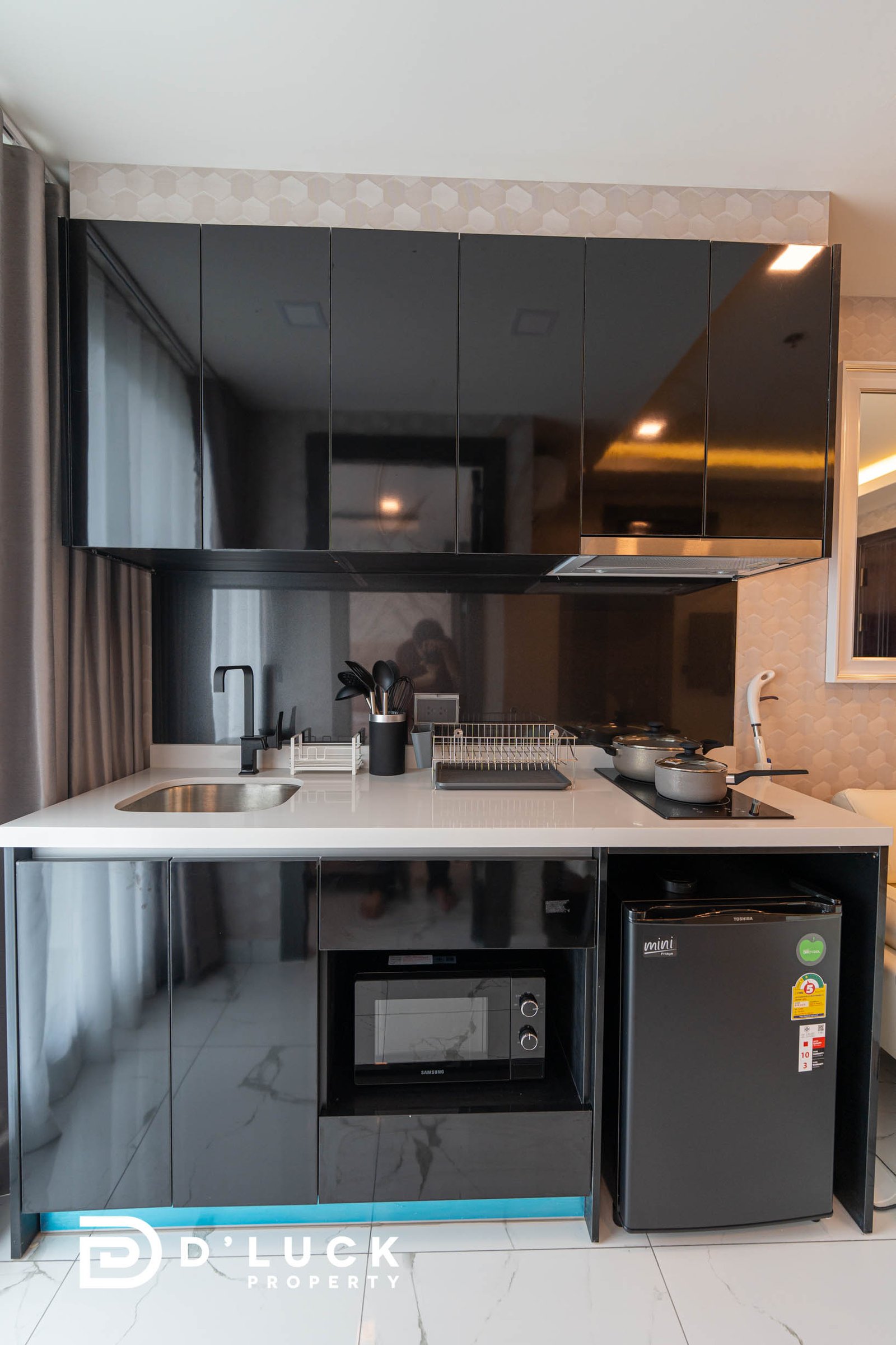 Arcadia-Millennium-Tower-Pattaya-Room-2804 8