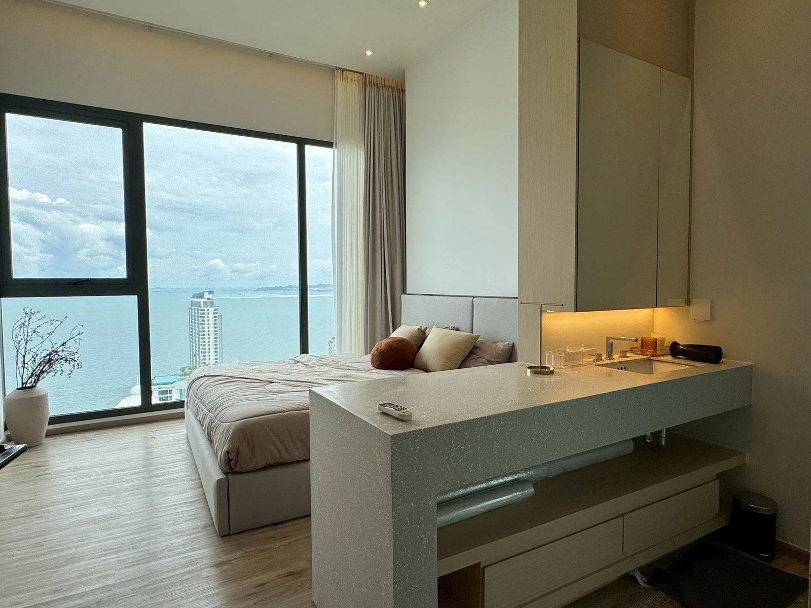 Arom 2bed 150k Rdl154 12