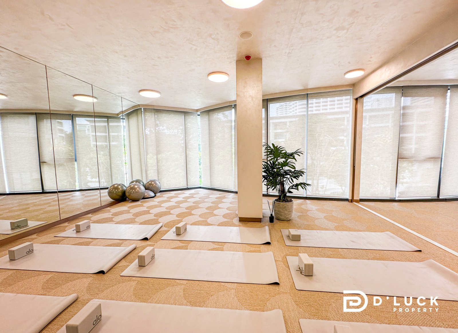 Arom Wongamat facilities 34