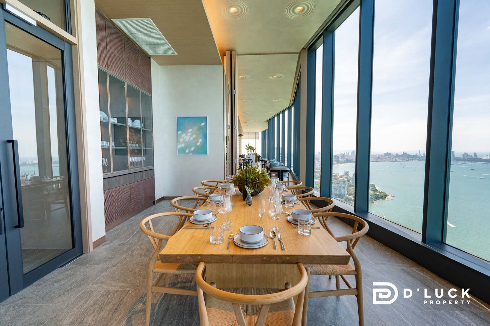 Arom Wongamat facilities 8