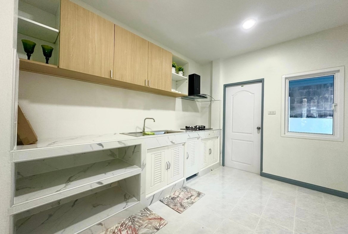 Eakmongkol 1 Dlh310 11