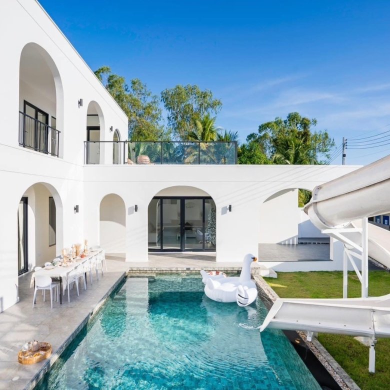 Goodly walnut house 1