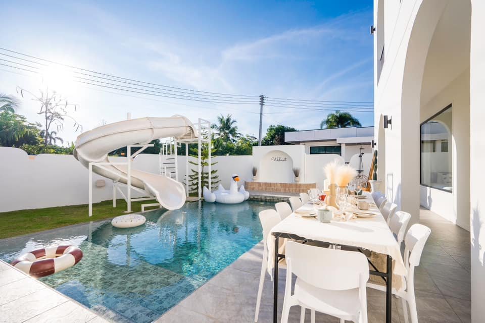 Goodly Walnut House 6