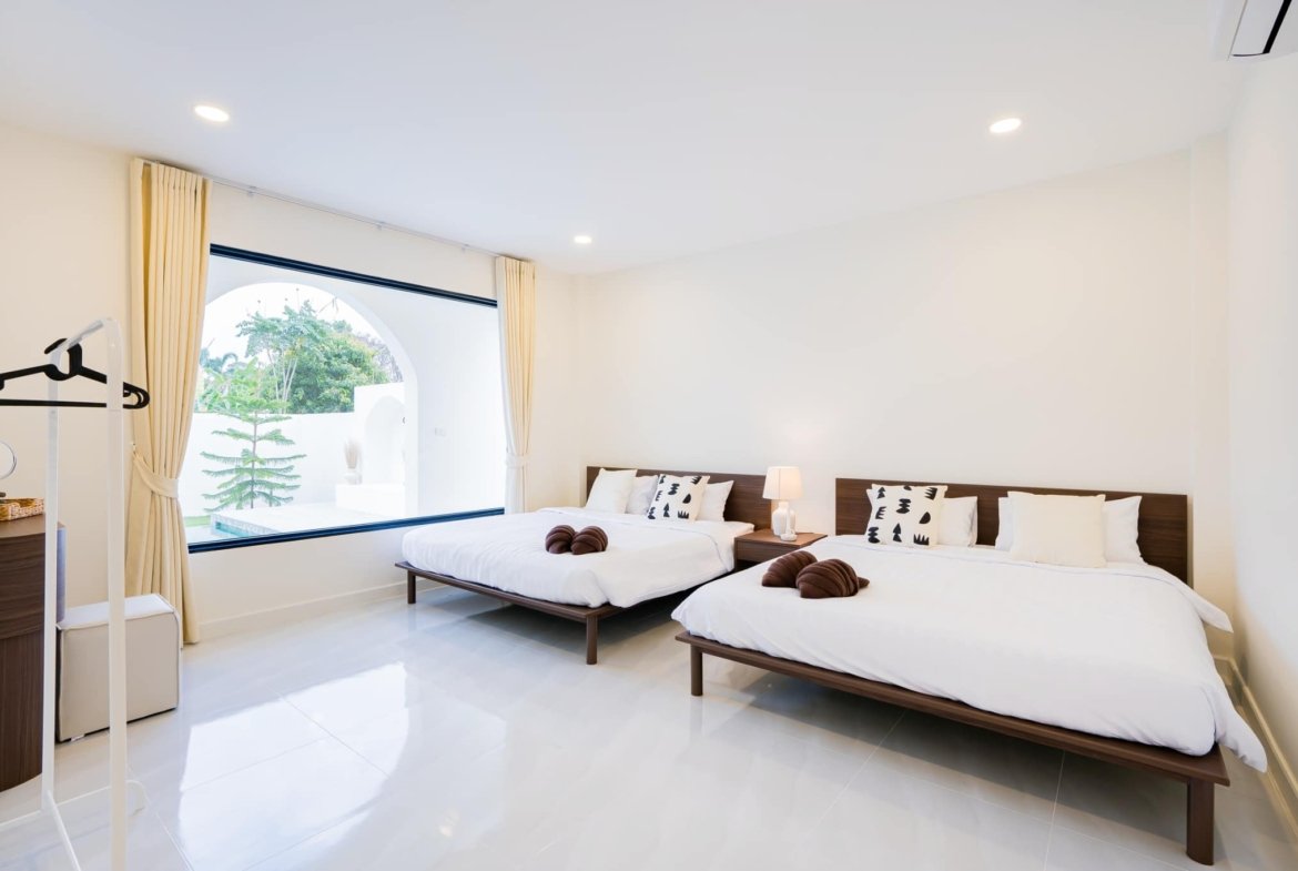 Goodly Walnut House 8