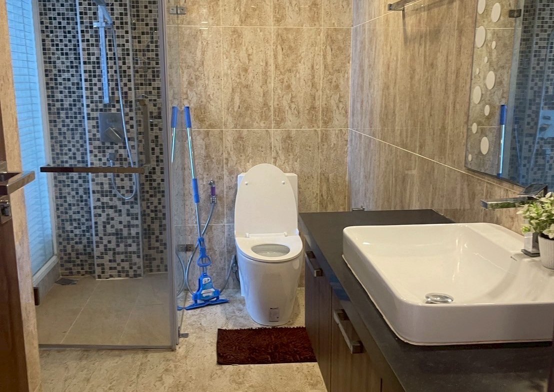 Grand Avenue Dlc308 4