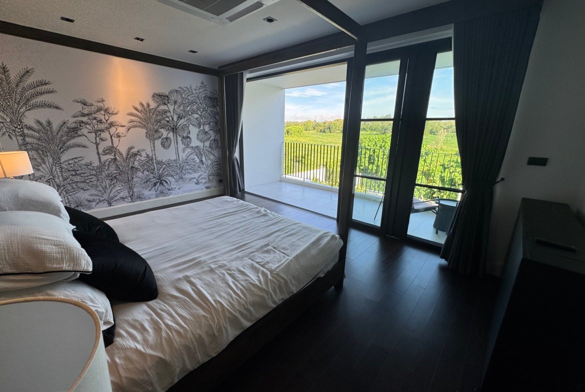 High Grove Villas 10