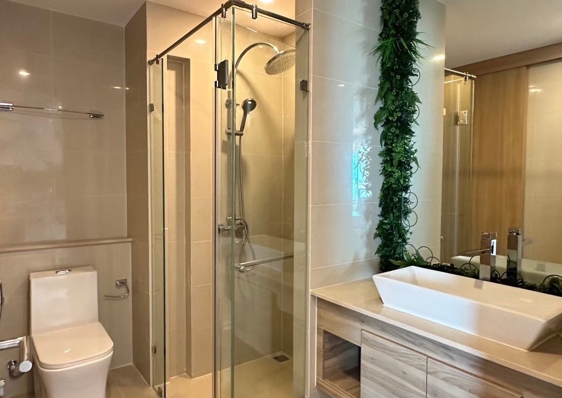 LINE_ALBUM_10A04_250809_10