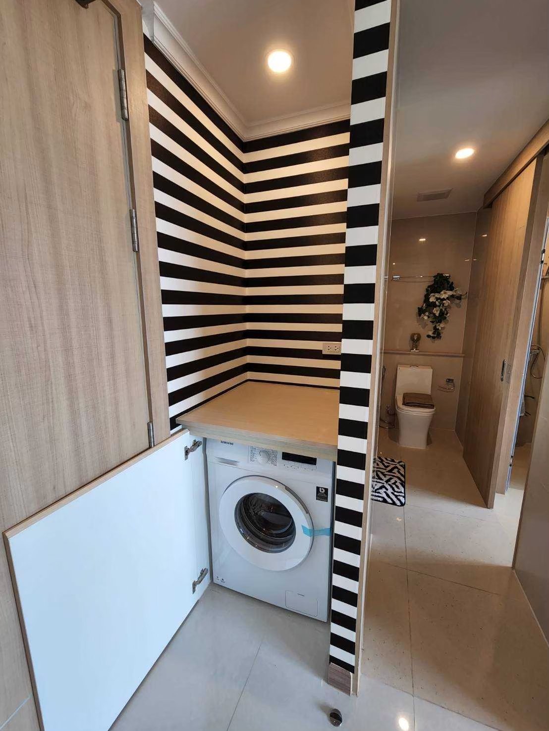 LINE_ALBUM_15E04_250809_4