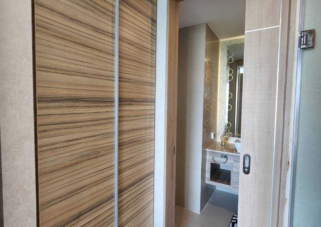 LINE_ALBUM_15E04_250809_7