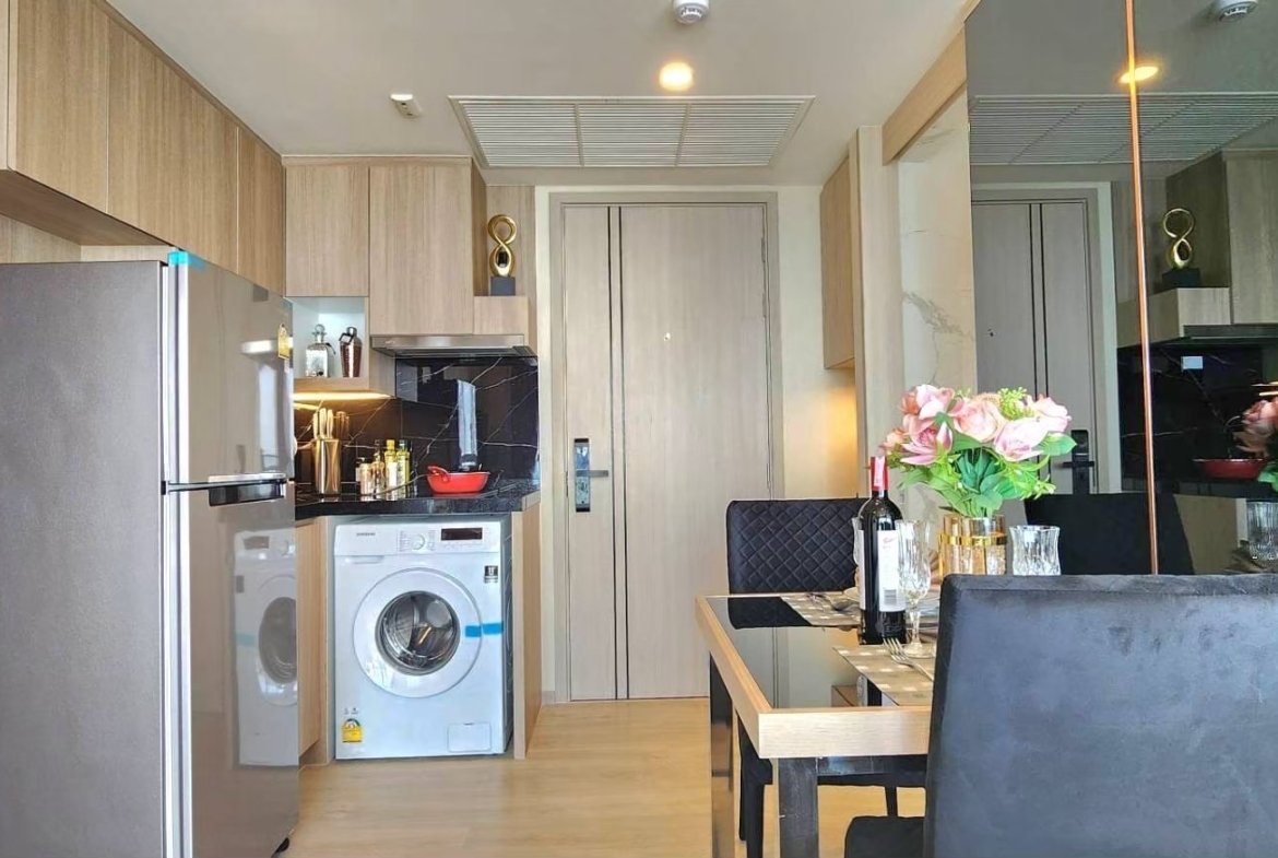 LINE_ALBUM_2 Bedroom Showroom 6968 Sqm On 12Ath Floor_240808_15