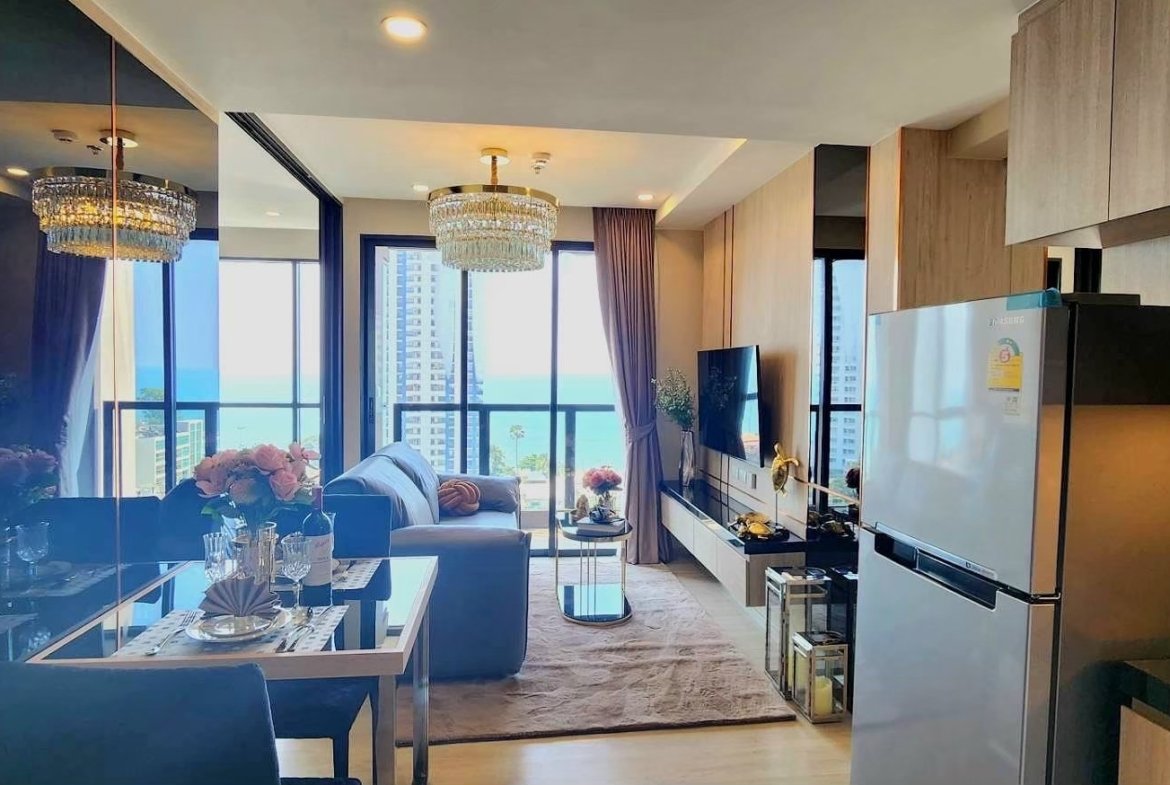 LINE_ALBUM_2 Bedroom Showroom 6968 Sqm On 12Ath Floor_240808_18