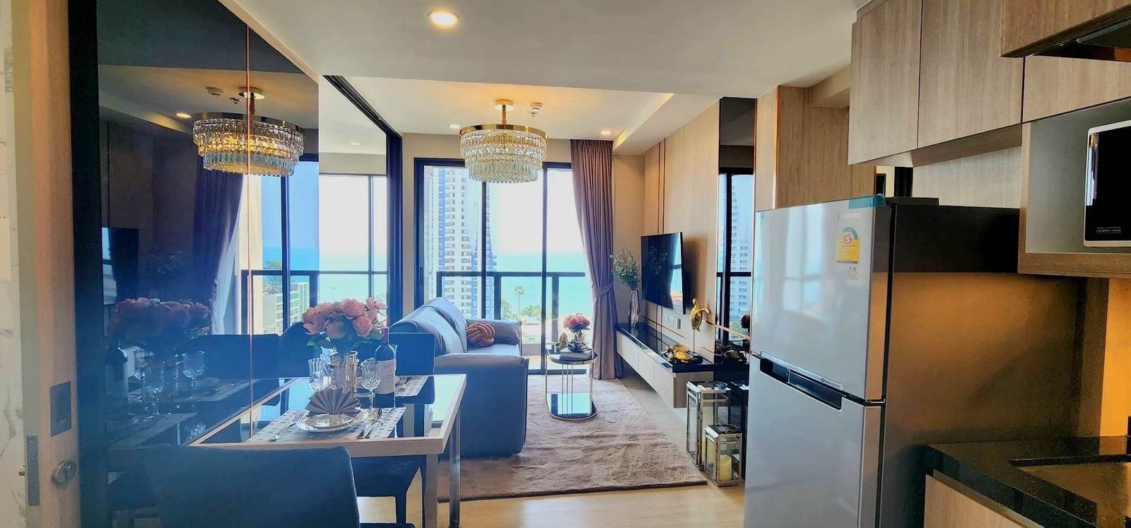 LINE_ALBUM_2 Bedroom Showroom 6968 Sqm On 12Ath Floor_240808_18