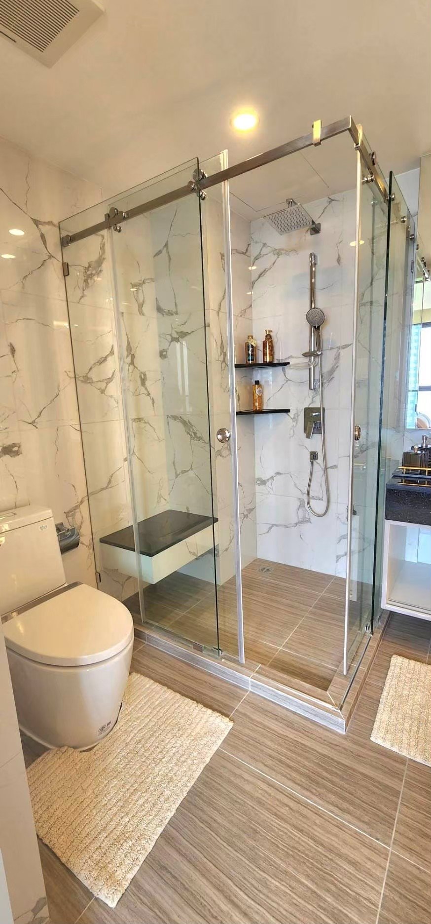 LINE_ALBUM_2 Bedroom Showroom 6968 Sqm On 12Ath Floor_240808_6