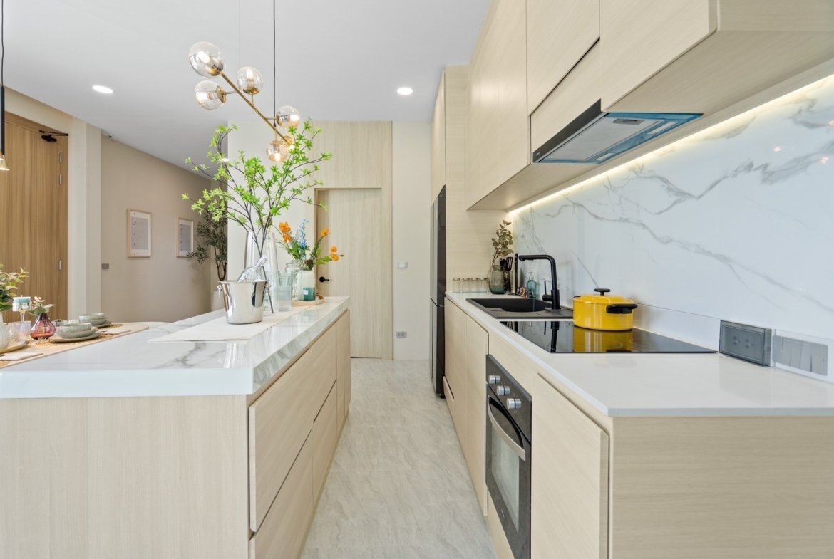 LINE_ALBUM_31724_250730_3