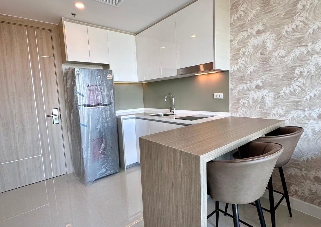 LINE_ALBUM_38E01_250809_5