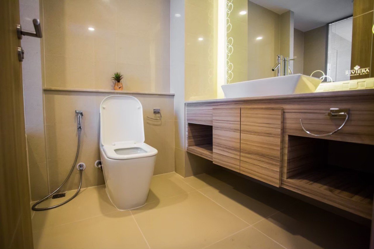 LINE_ALBUM_Riveara Wongamat A_250929_52