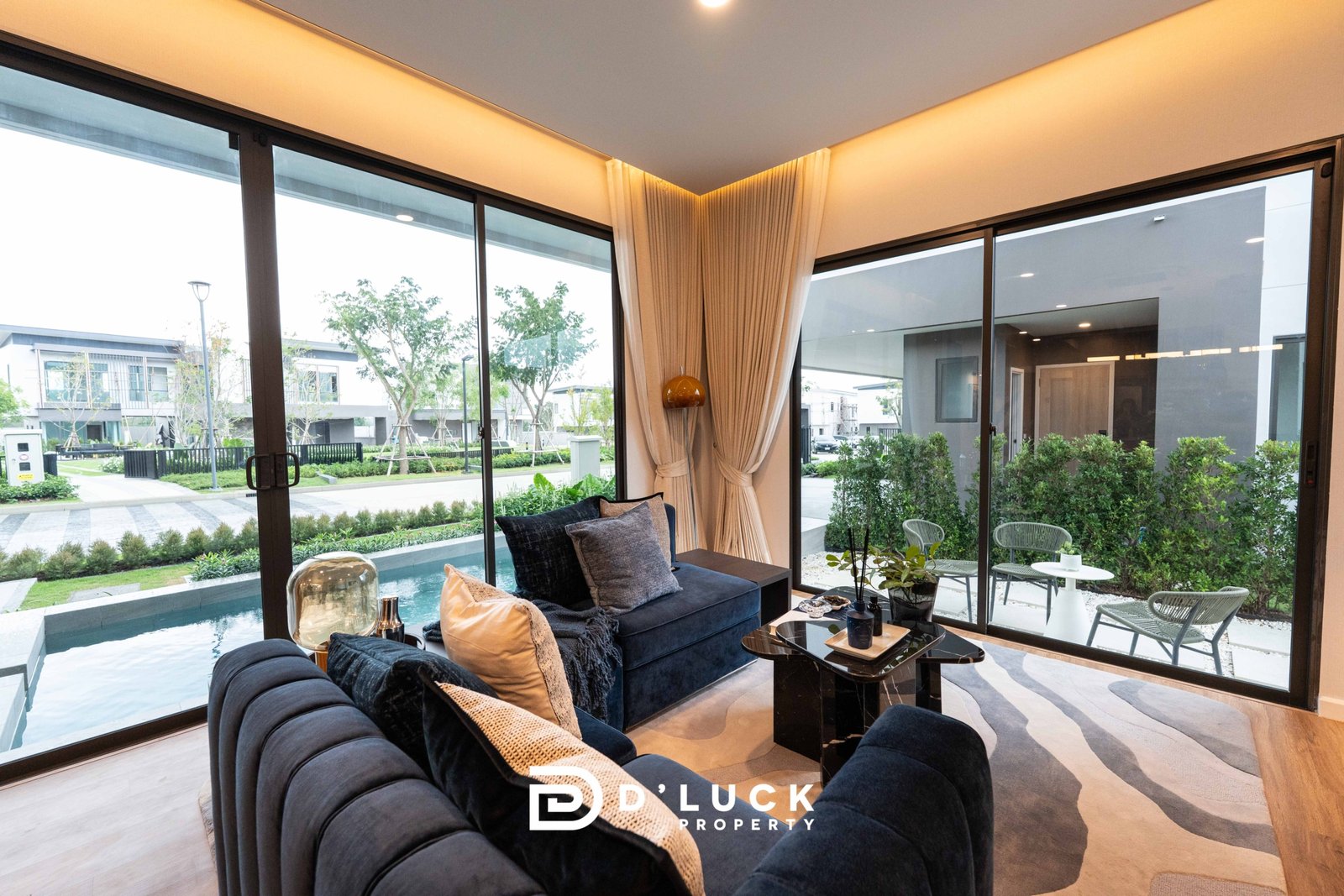 PYCHE-PATTAYA-TYPE-M 2