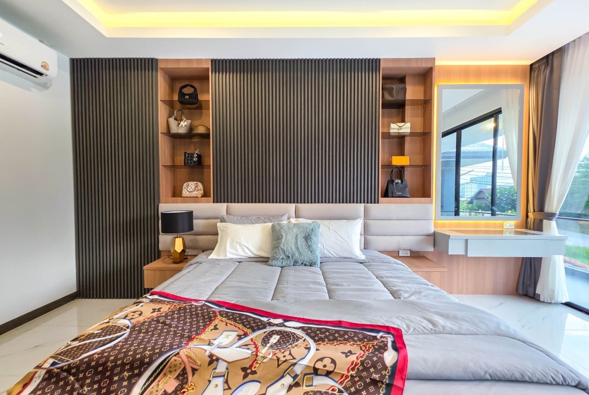 Pool Villa Chaiyapruek 189mb 23