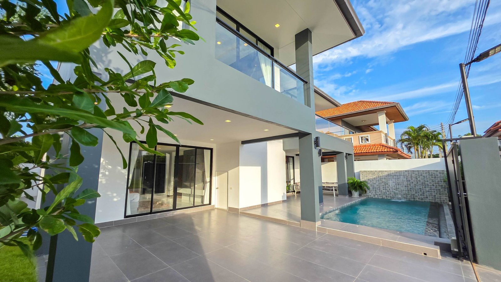 Pool Villa Chaiyapruek 189mb 37