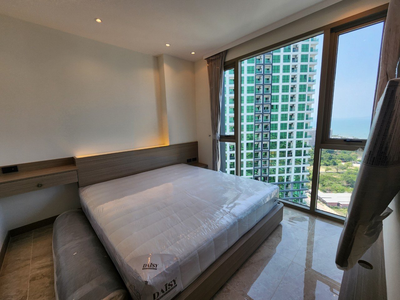 The Riviera Ocean Drive – condo for sale pattaya The Riviera Ocean Drive - condo for sale pattaya
