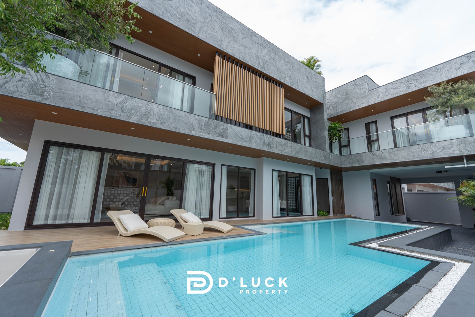 Tree Villa Showhouse 1