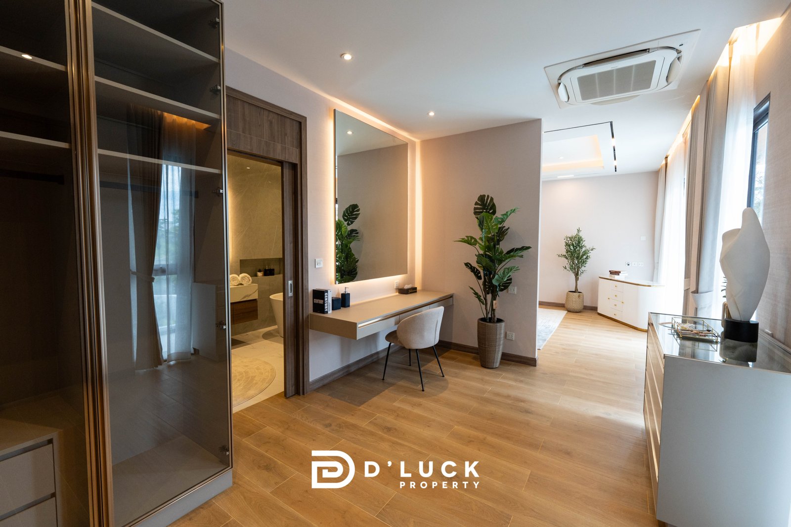 Tree Villa Showhouse 20