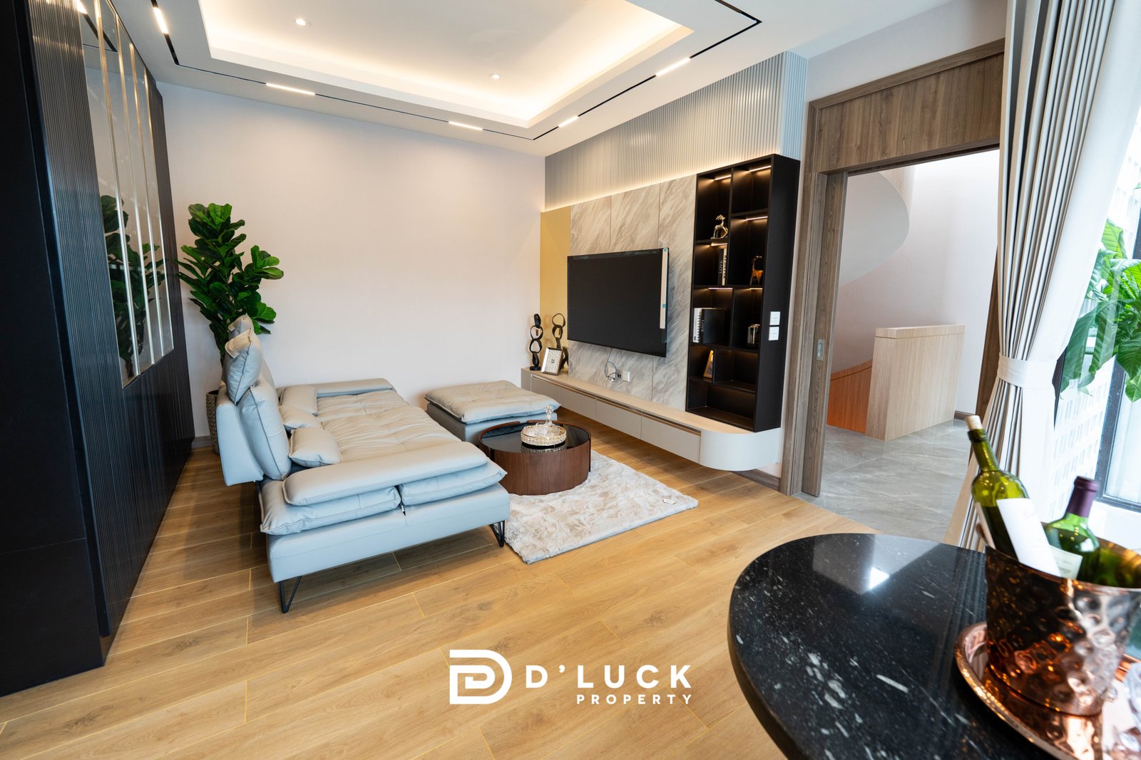 Tree Villa Showhouse 42