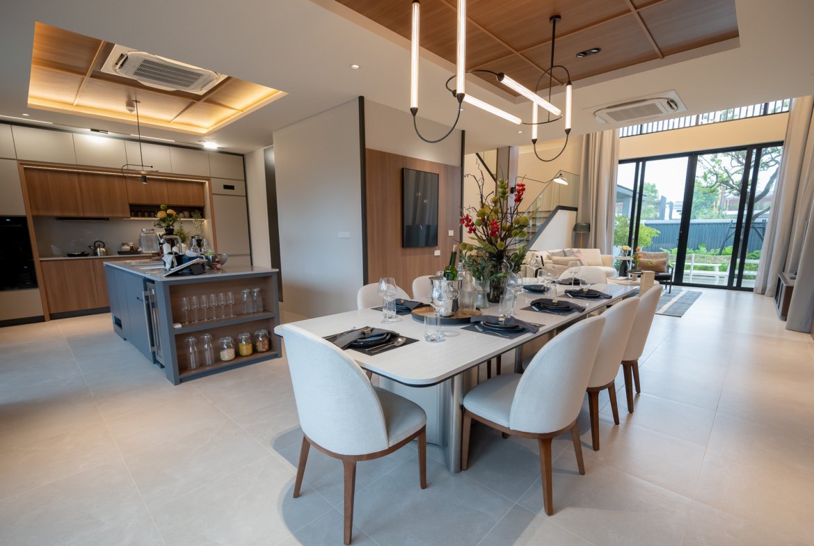 VEERA Grand Pattaya-3