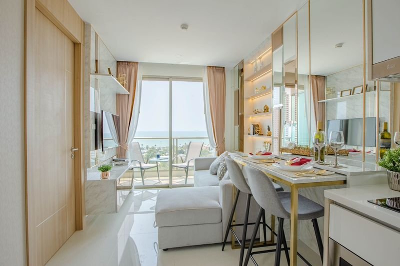 The riviera jomtien The riviera jomtien